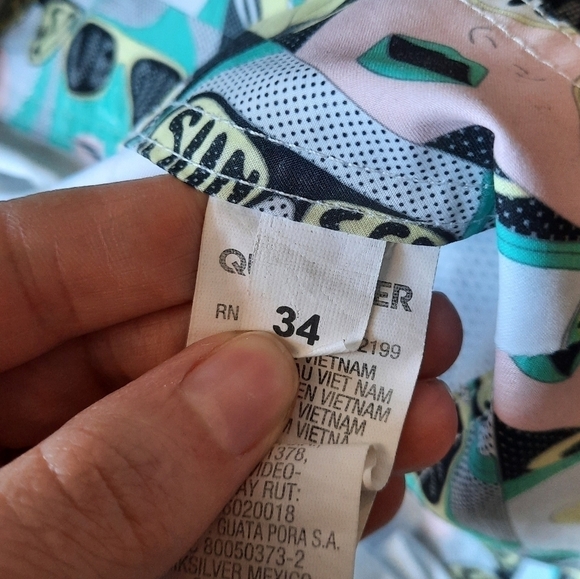 Quicksilver Michael Leon Arkitip Swim Shorts 34 - Picture 3 of 6